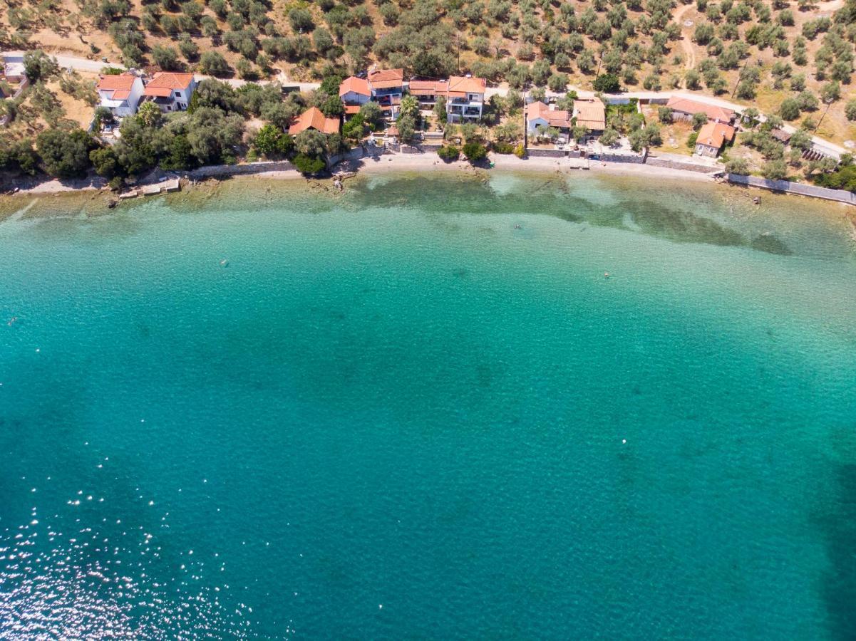 Villas Nies Sourpi Exterior foto