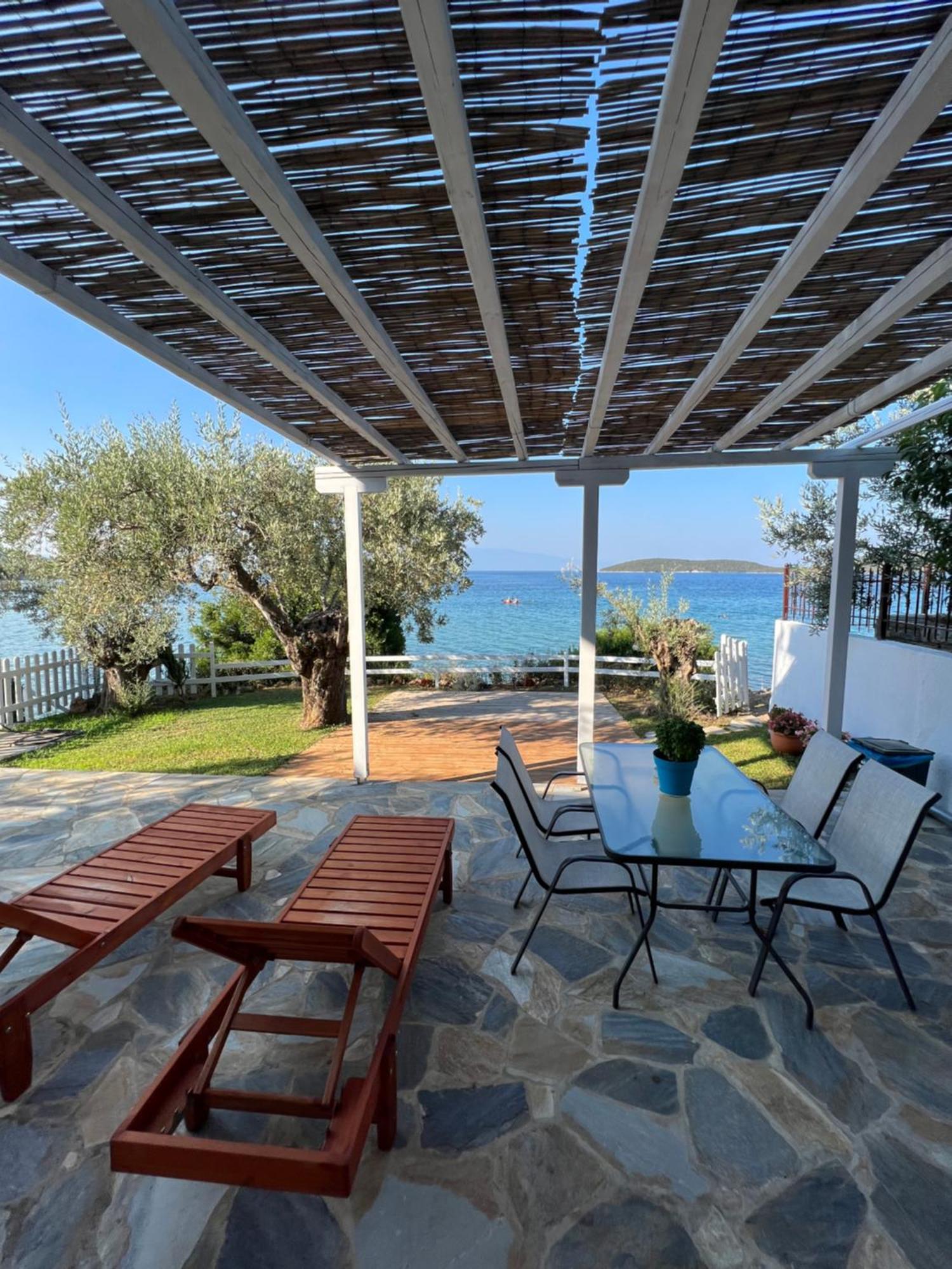 Villas Nies Sourpi Exterior foto